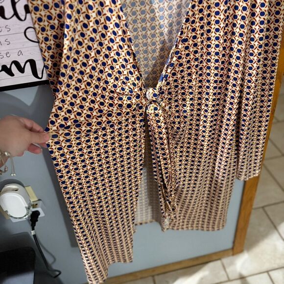 JustFab Open Front Patterned Tie Long Sleeve Blouse/ Dress Size XL - Picture 4 of 9